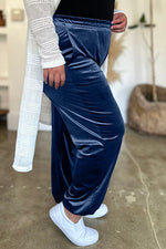 4ea5cefd-994b-4316-bbef-647e61bfae22-Min