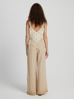 bcde99f5e5444fdfb1b332a95eb34e57-Max