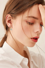 f6021beebb294859a0c6fed04c03ebda-Max