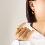 0de101d1-730c-4279-b146-537f17035f9e-Max