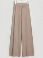 64506f4b-383e-4001-8636-7dbd897781a5-Max