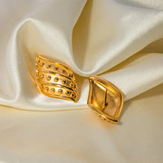 8340b971-0acd-4a1e-acd9-37ffc9bdcd20-Max