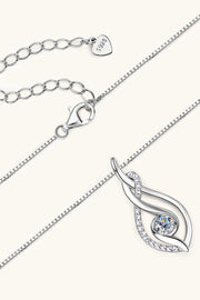 8c3695fa875d4e228bd33af083068557-Max