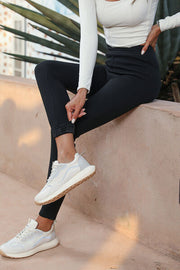 c3661f9b-06ff-4ace-b589-3b0ce7a5de48-Min